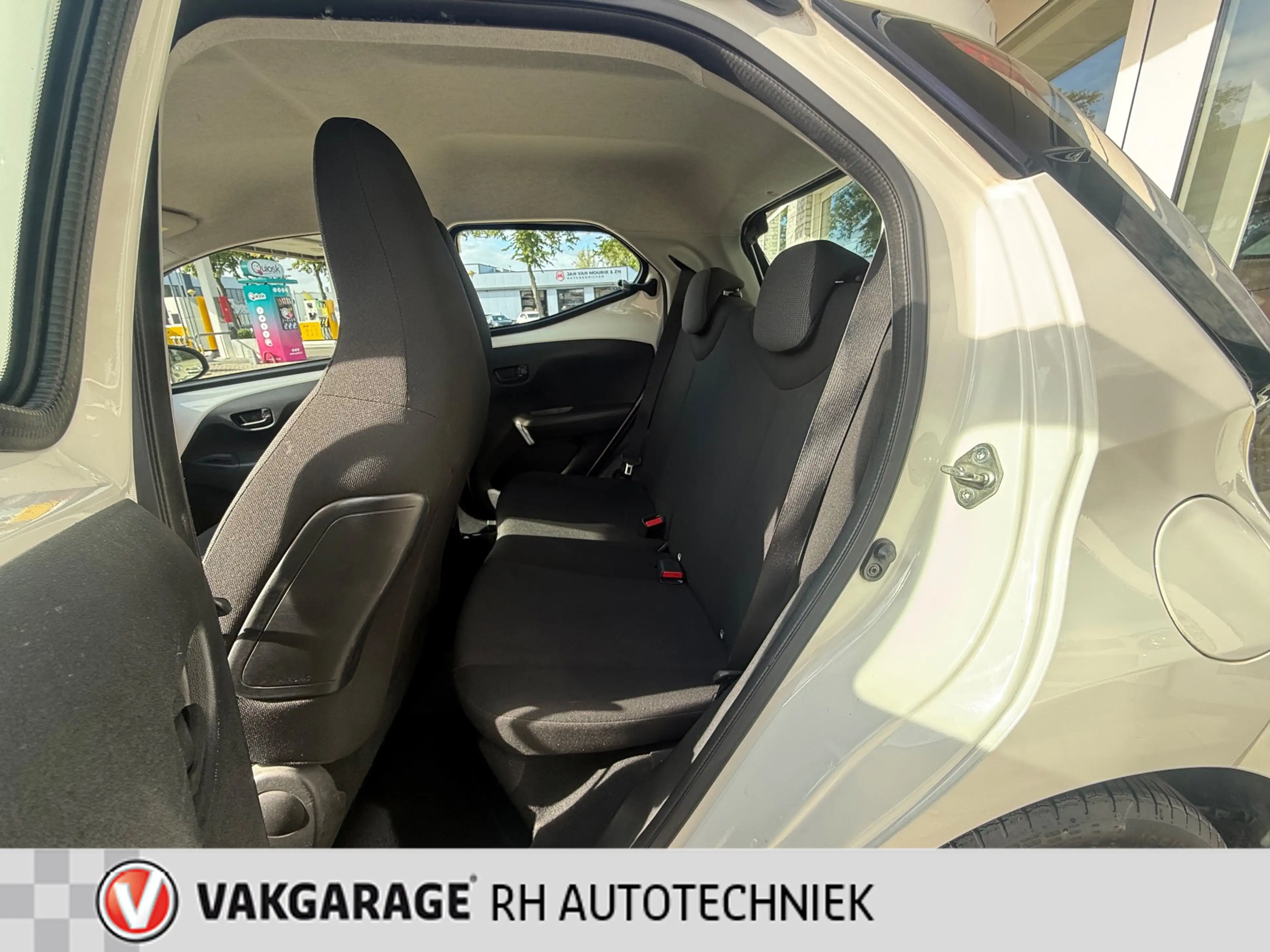Toyota Aygo 1.0 VVT-i x-fun Org Nl, NAP — photo 8