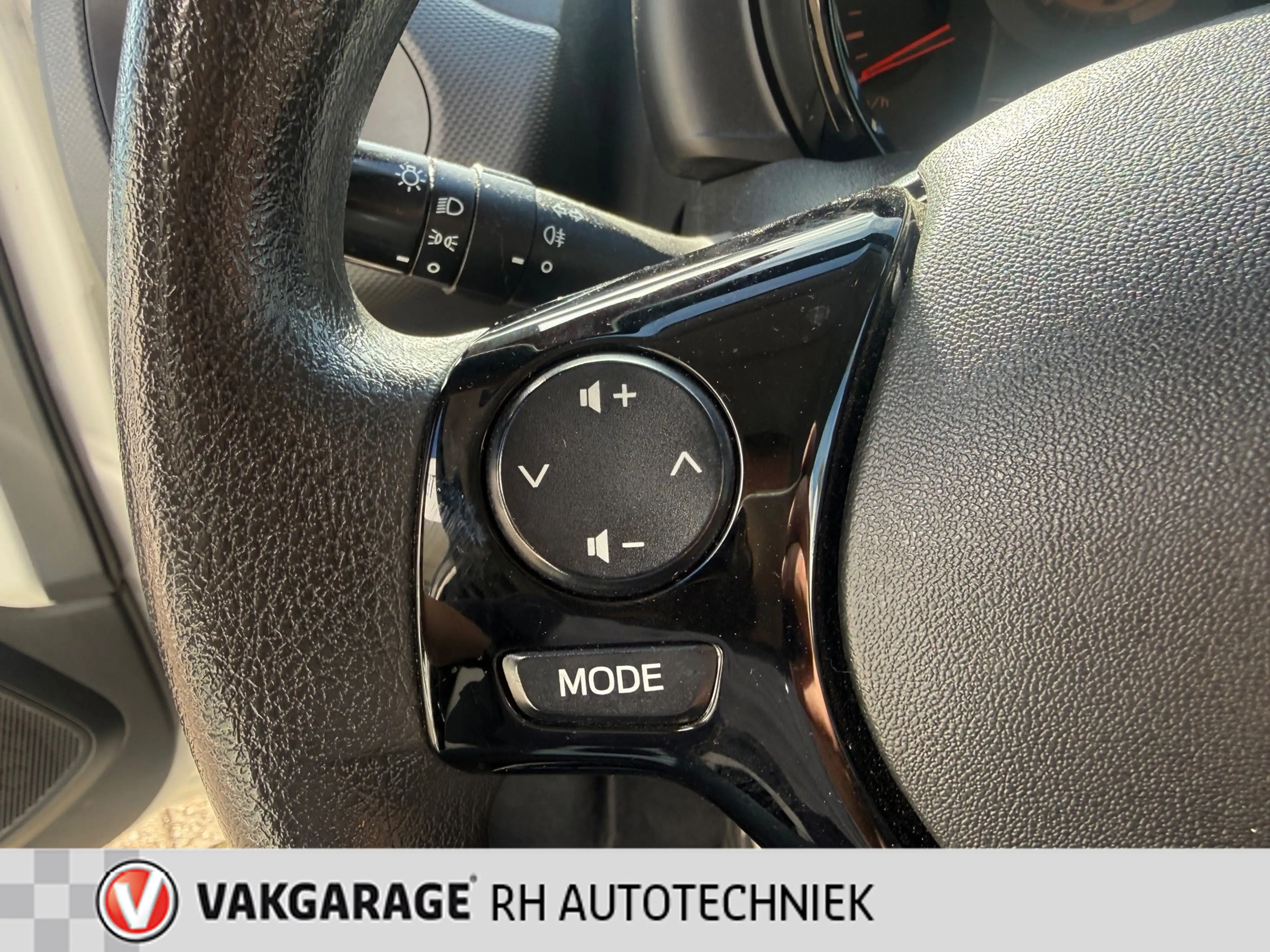 Toyota Aygo 1.0 VVT-i x-fun Org Nl, NAP — photo 10