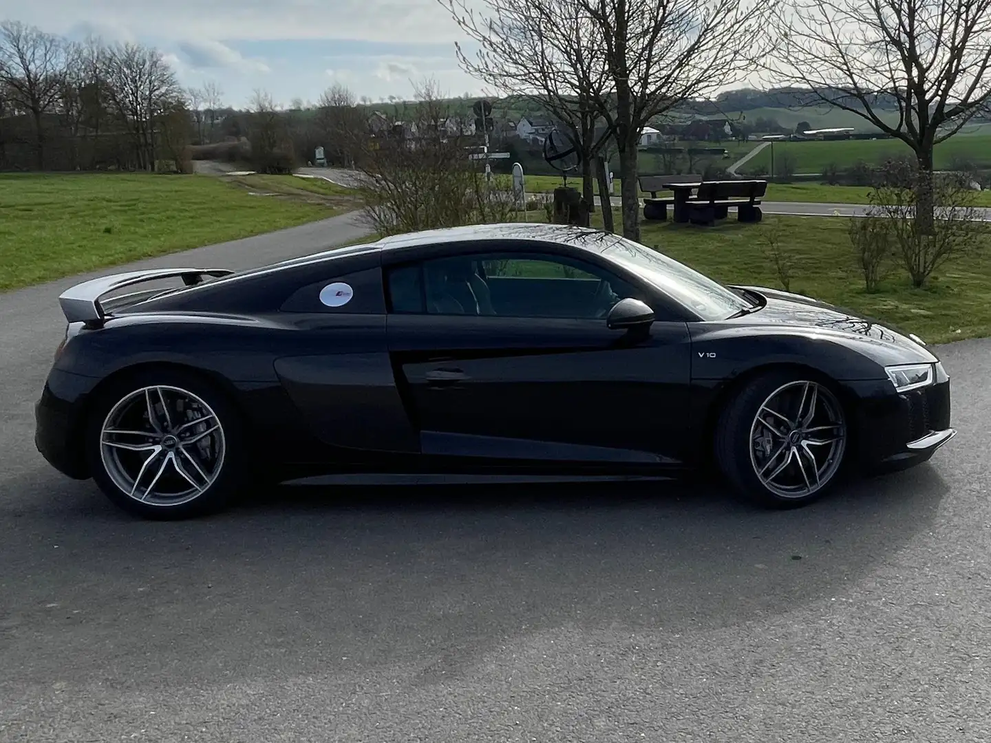 Audi R8 R8 V10 plus 5.2 FSI quattro S tronic Schwarz - 2