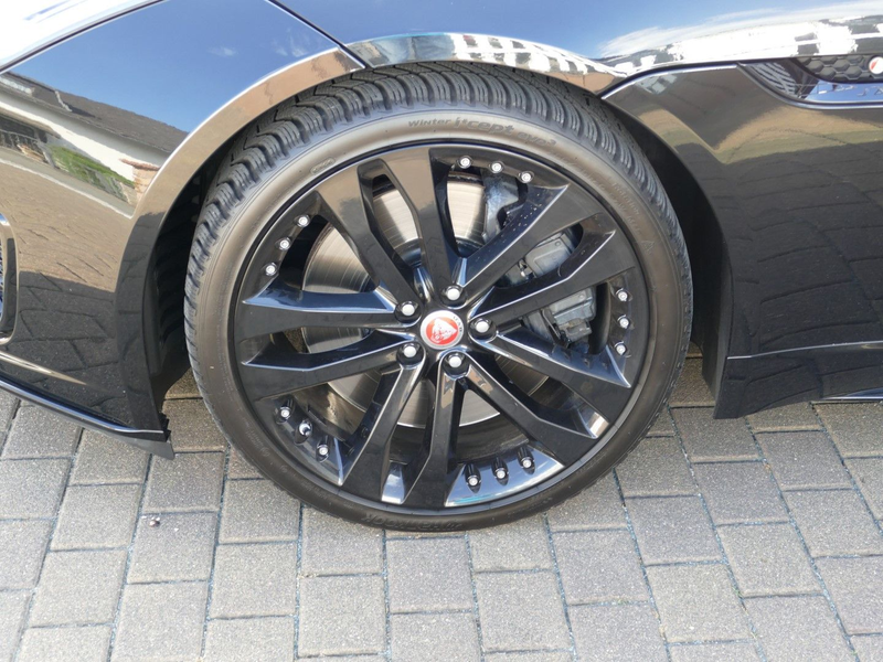 Jaguar F-Type P380 Cabrio R-Dynamic AWD * Black Pack+20 — photo 10