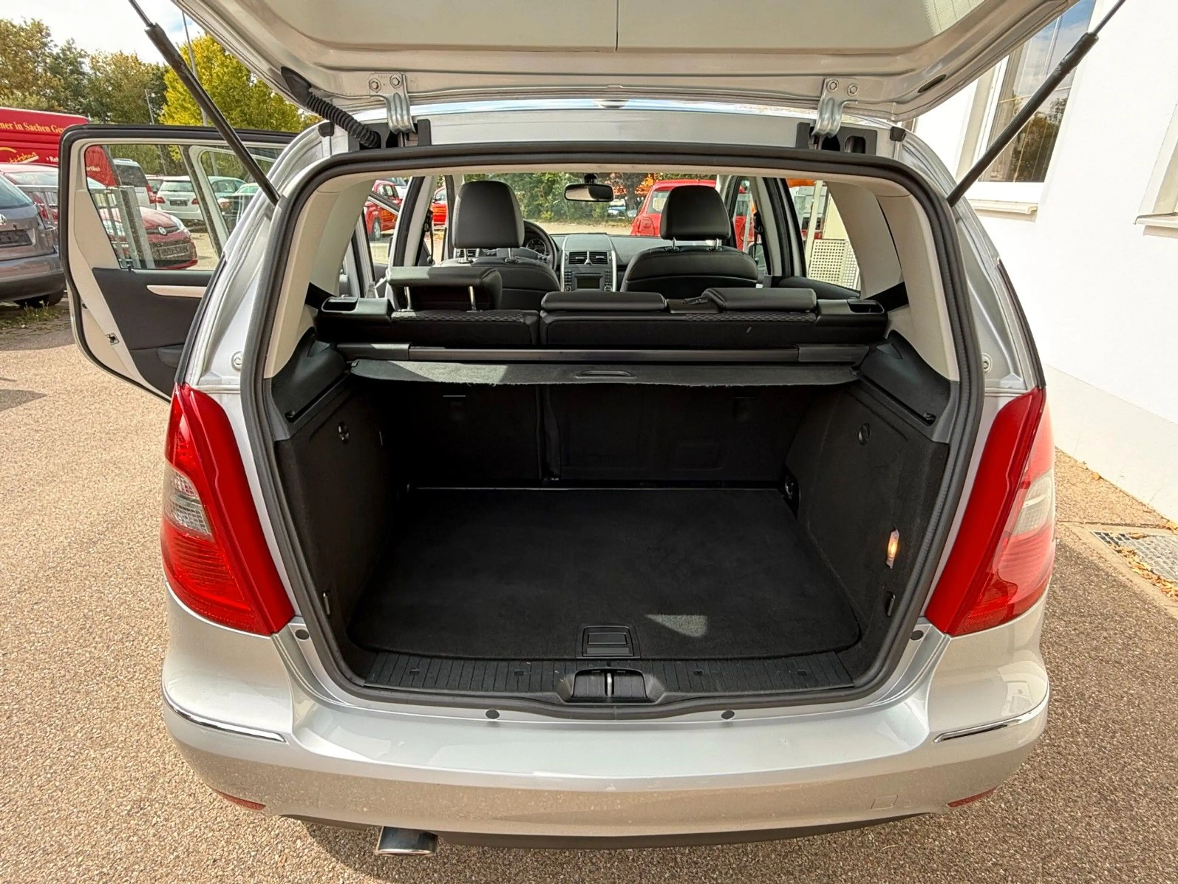 Mercedes-Benz A 180 A A 180 CDI 5-türig TOP-Zustand — photo 11