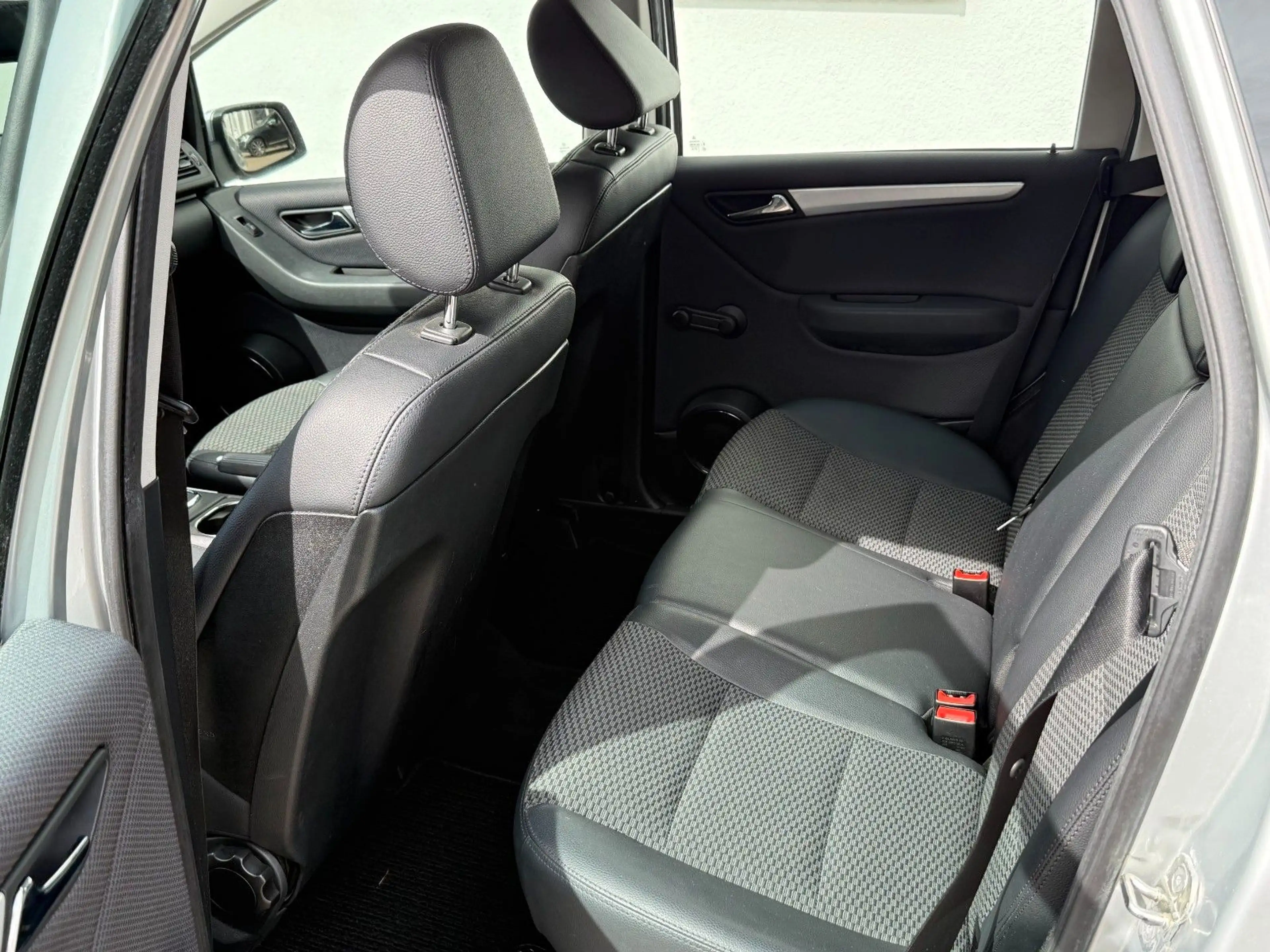 Mercedes-Benz A 180 A A 180 CDI 5-türig TOP-Zustand — photo 8