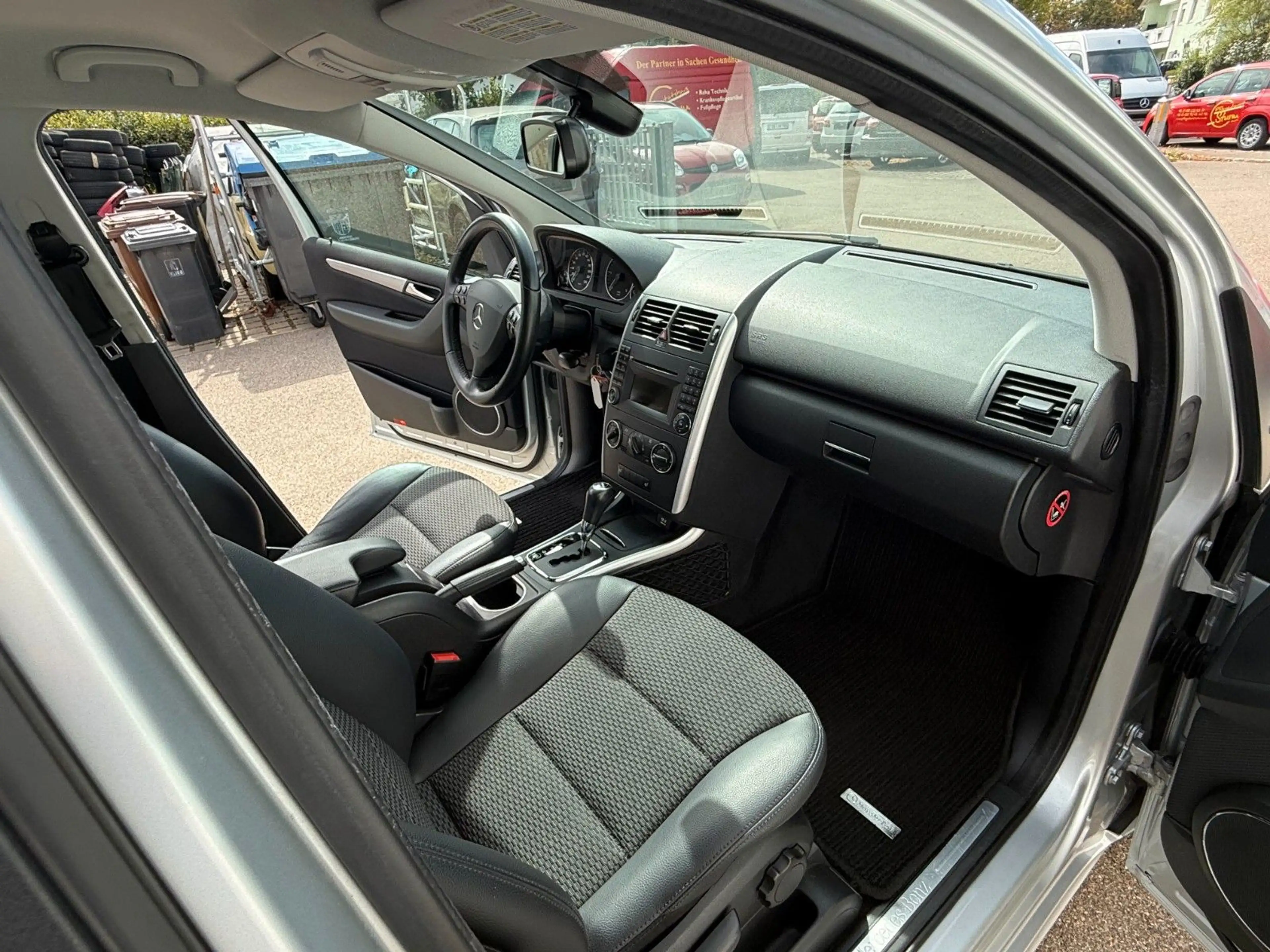 Mercedes-Benz A 180 A A 180 CDI 5-türig TOP-Zustand — photo 9