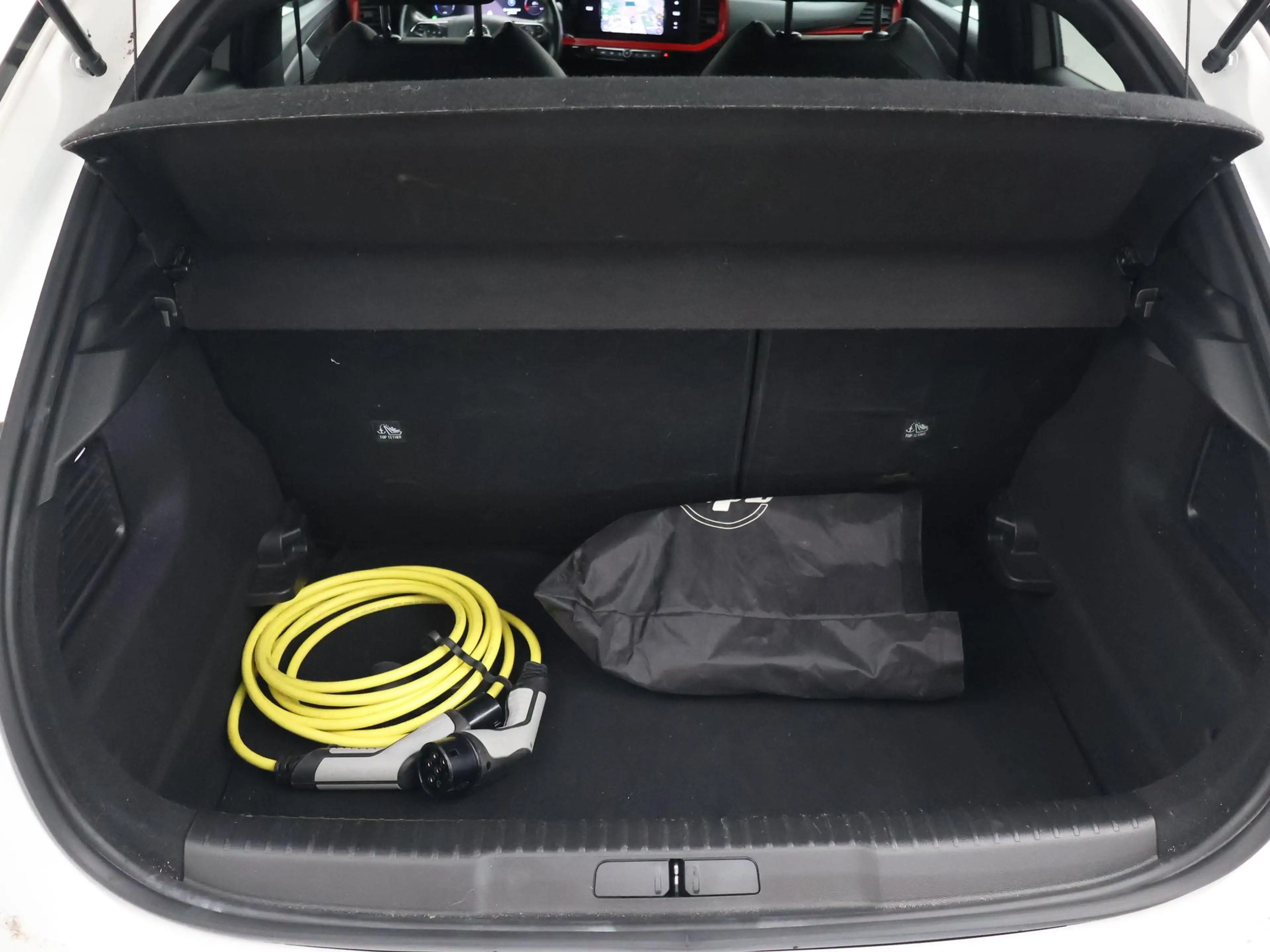 Opel Mokka-E GS LINE 50 KWH 3-FASE + SPORTSTOELEN | CAMERA | ST — photo 39