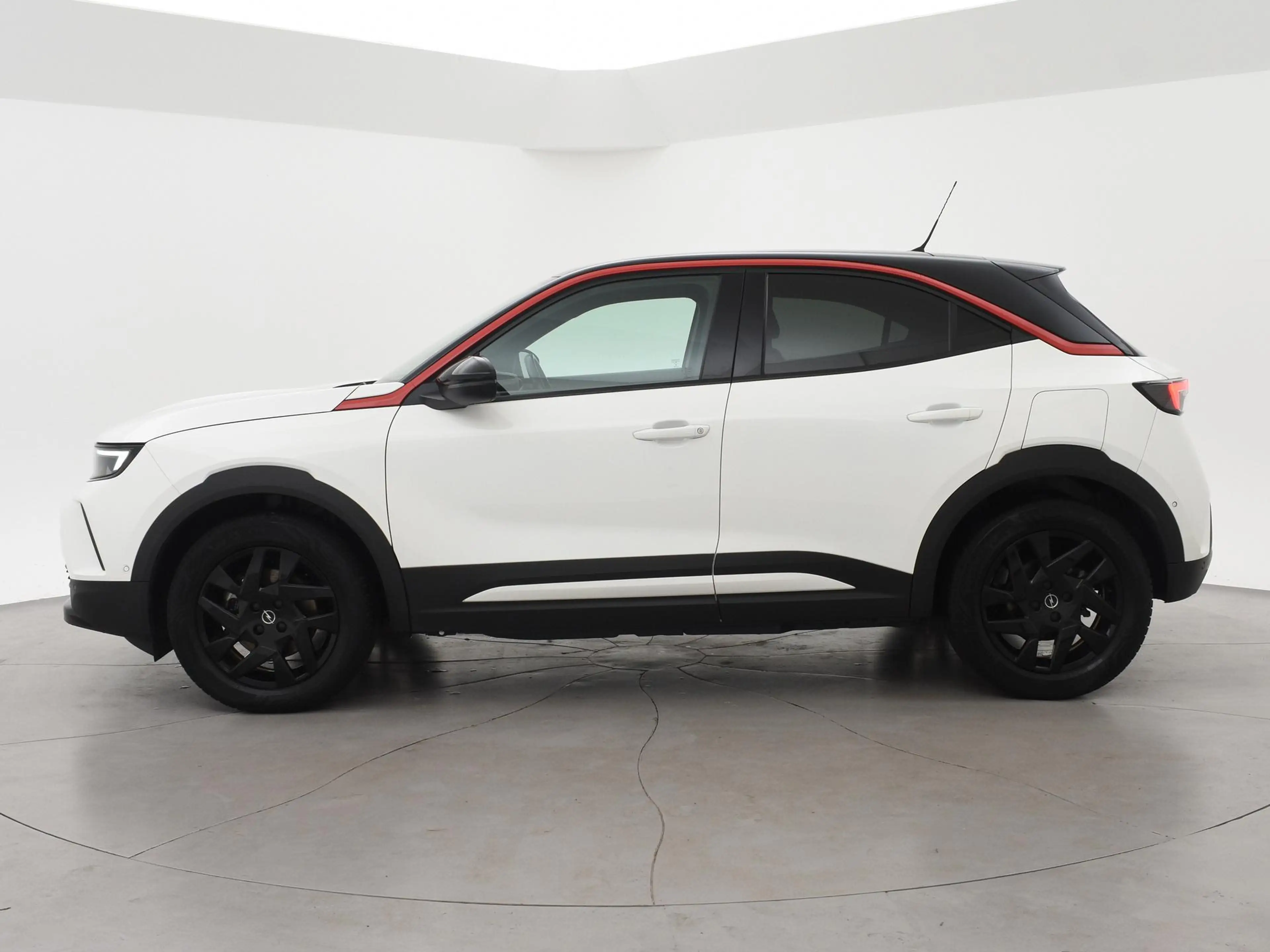 Opel Mokka-E GS LINE 50 KWH 3-FASE + SPORTSTOELEN | CAMERA | ST — photo 5