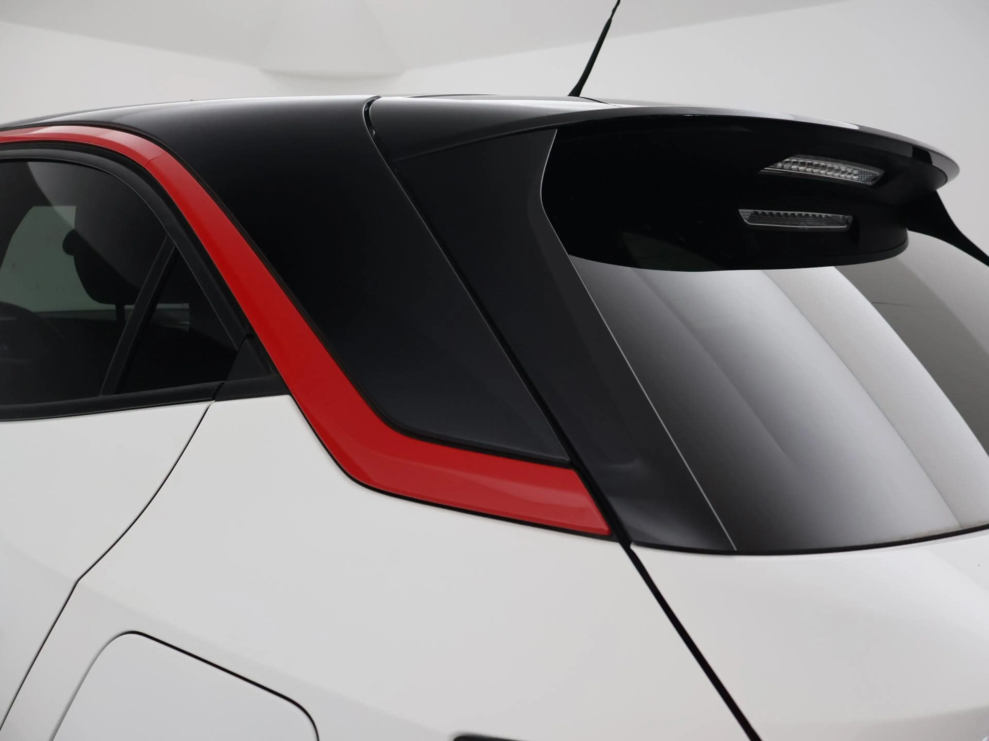 Opel Mokka-E GS LINE 50 KWH 3-FASE + SPORTSTOELEN | CAMERA | ST — photo 18