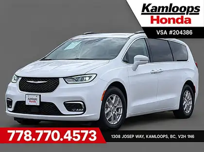 White 2022 Chrysler Pacifica Minivan Front-Wheel Drive 9-Speed Automatic