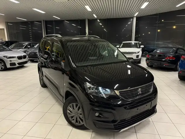 Peugeot Rifter 1.2i Essence 81kw Euro 6d-TEMP Année 2019