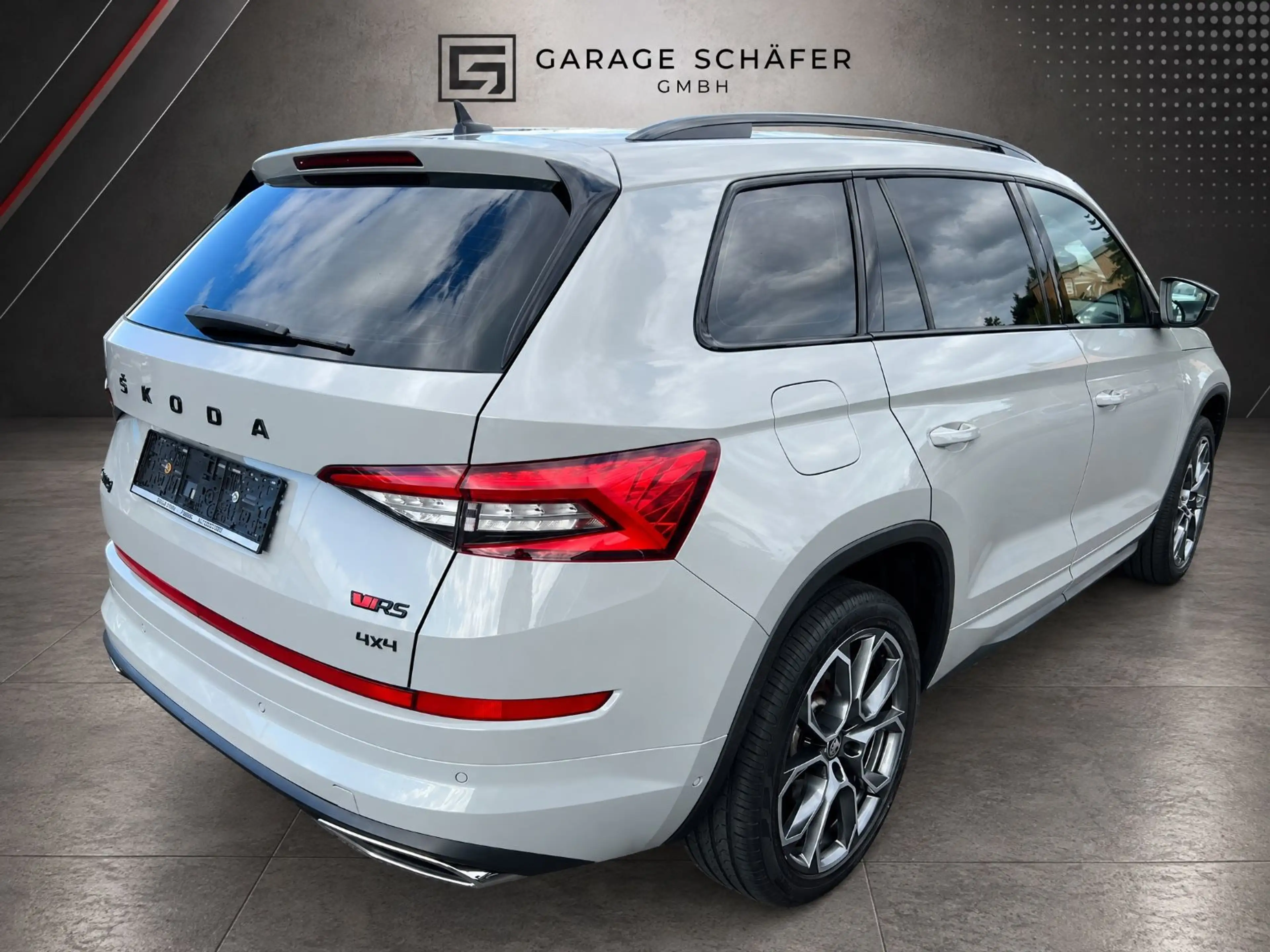 Skoda Kodiaq RS 4x4 Pano Standheizung Memory Canton — photo 7