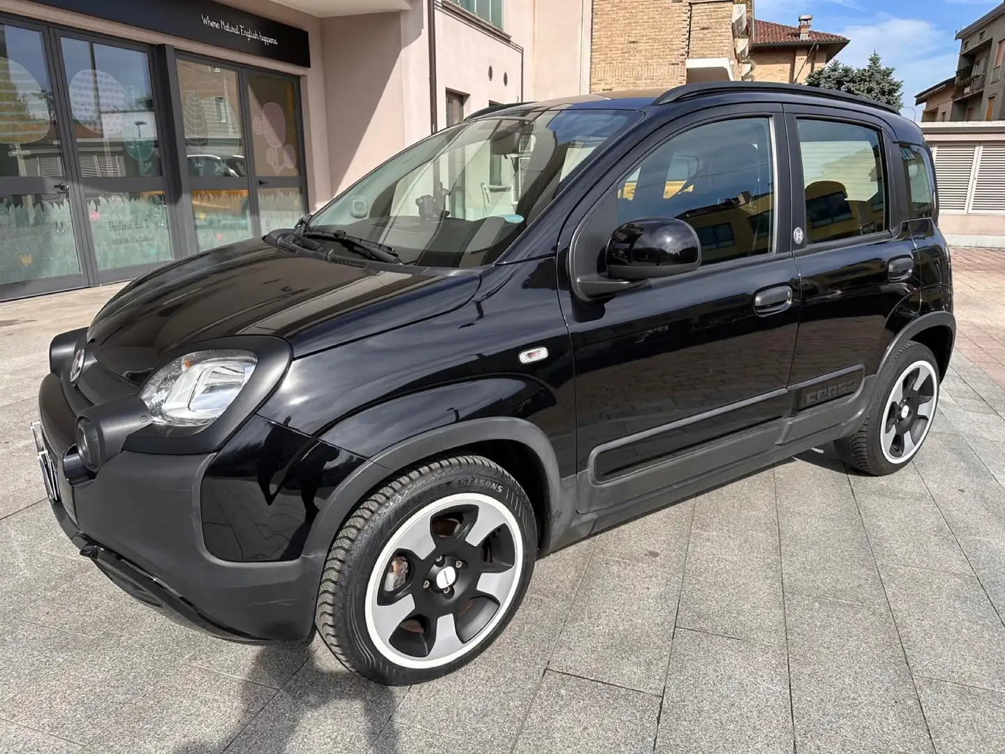 Fiat Panda City Cross 1.0 GSE Hybrid Launch EDITION Nero - 1