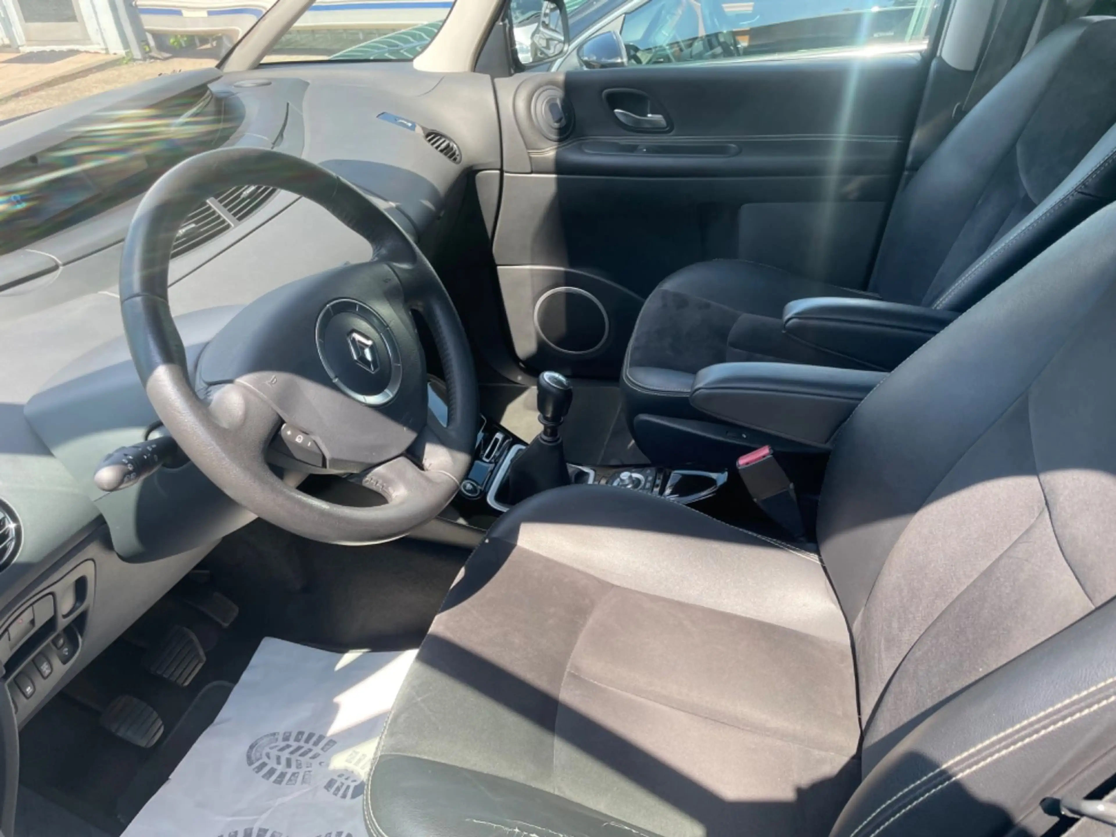 Renault Espace IV 2,0 Grand Espace Edition 25th 7-SITZER — photo 5