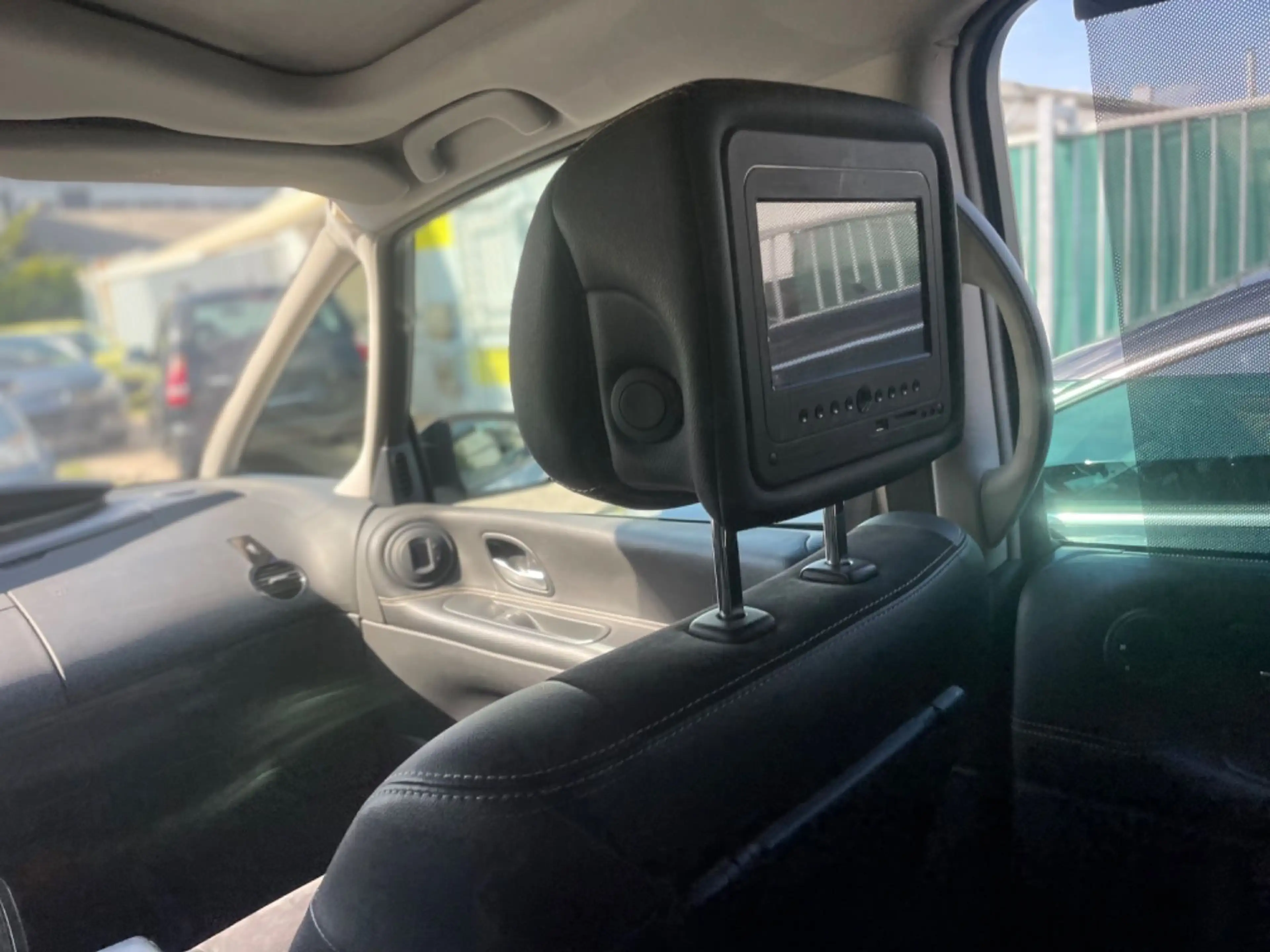 Renault Espace IV 2,0 Grand Espace Edition 25th 7-SITZER — photo 10
