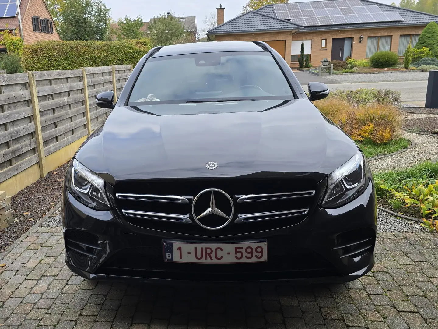 Mercedes-Benz GLC 350 GLC 350 e 4Matic 7G-TRONIC AMG Line Zwart - 2