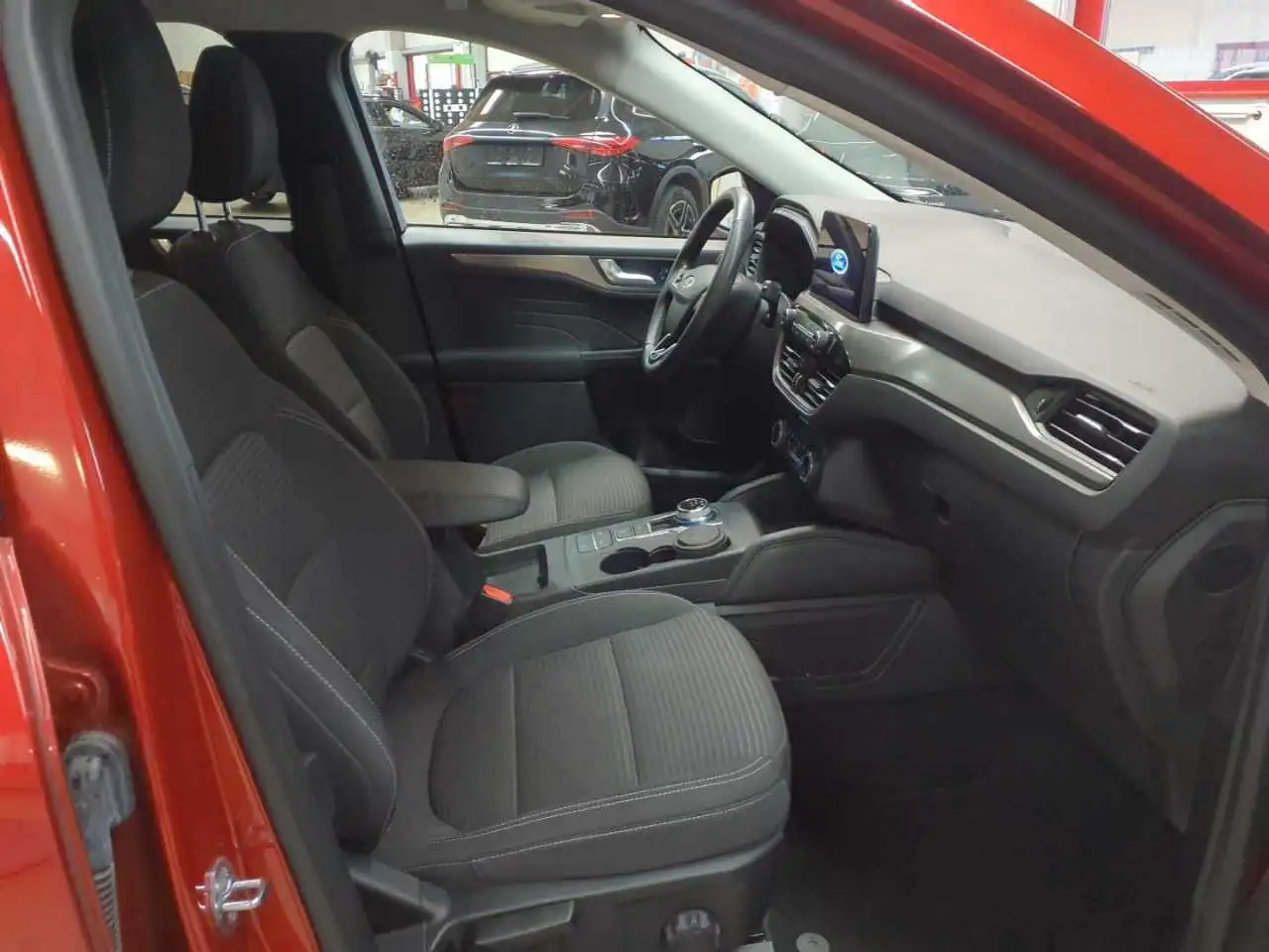 Ford Kuga 2.0 EcoBlue 4x4 Aut. TITANIUM, миниатюра 8