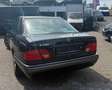 Mercedes-Benz E 240 ELEGANCE Klima*Tempomat*bleutooth*TÜV04/27 Modrá - thumbnail 4