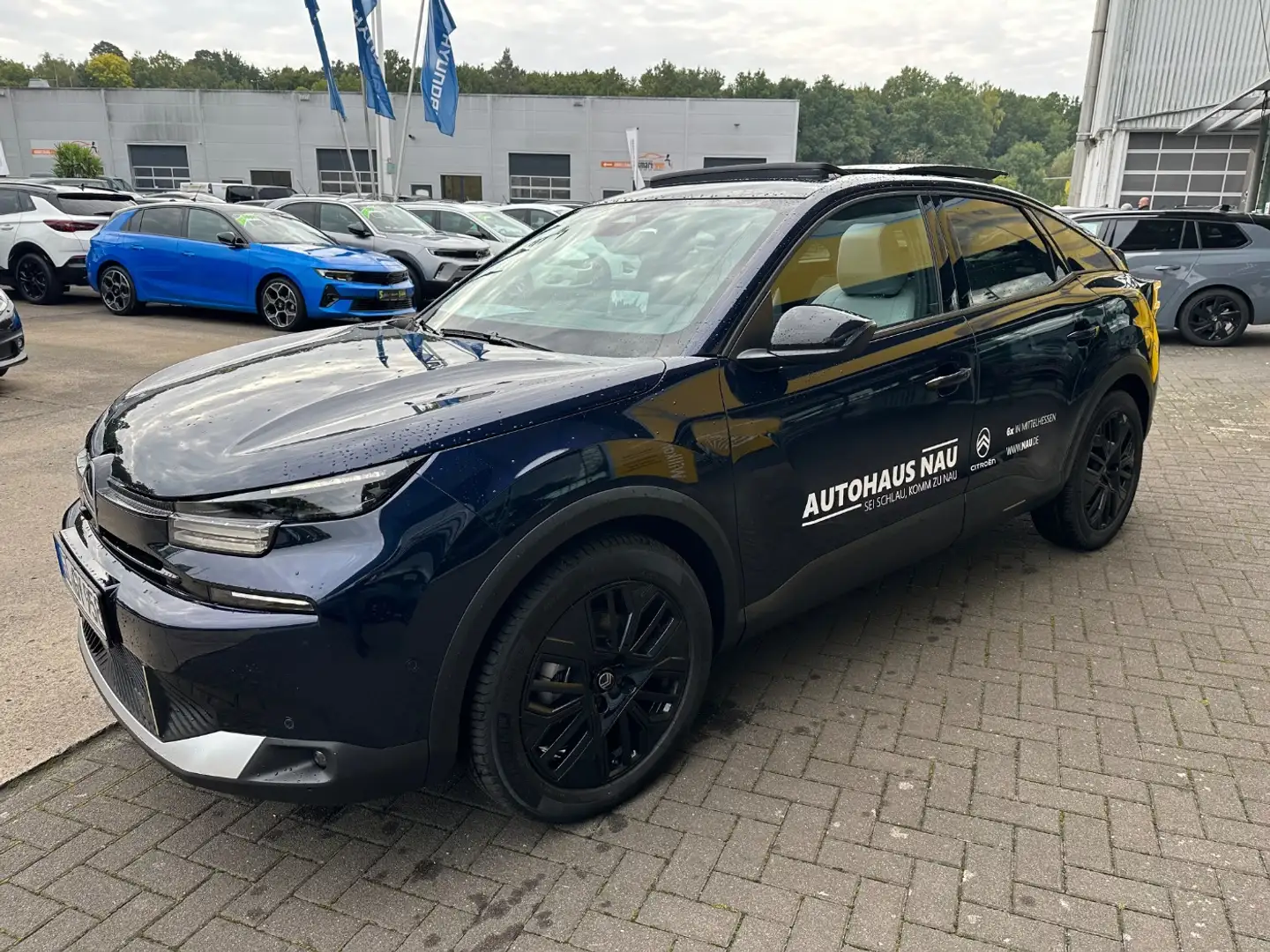 Citroen C4 Hybrid 1.2 MAX mit Schiebedach! Blau - 2