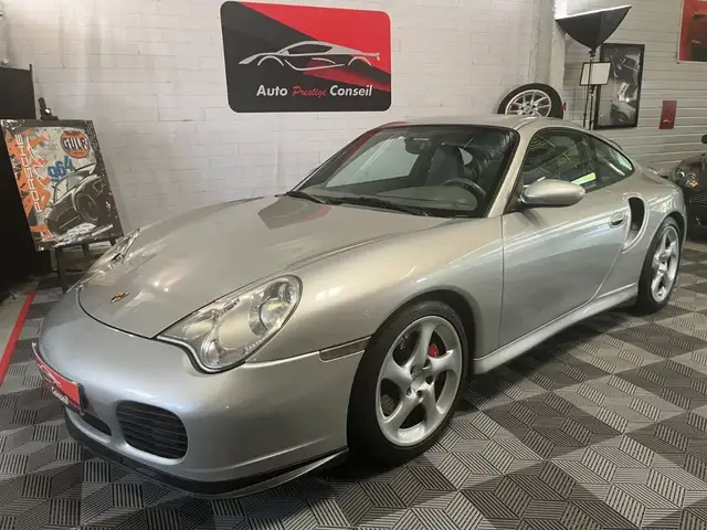 Porsche 996