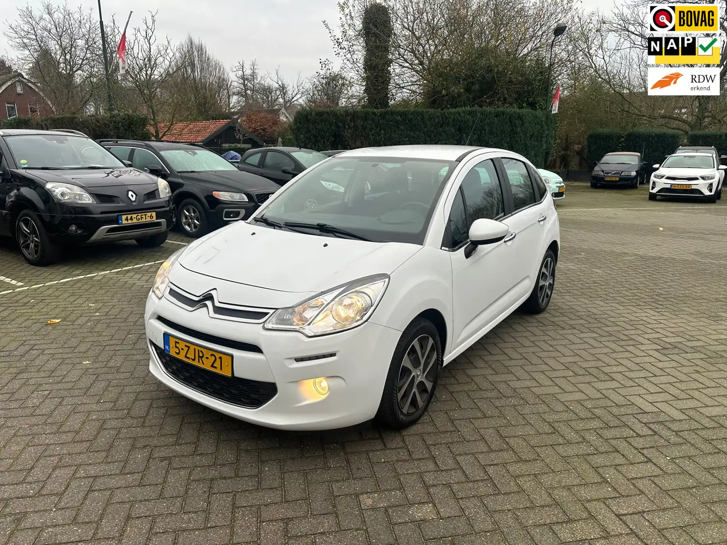 Citroen C3 1.2 PureTech Collection , airco , 78.000 km NAP Blanco - 1