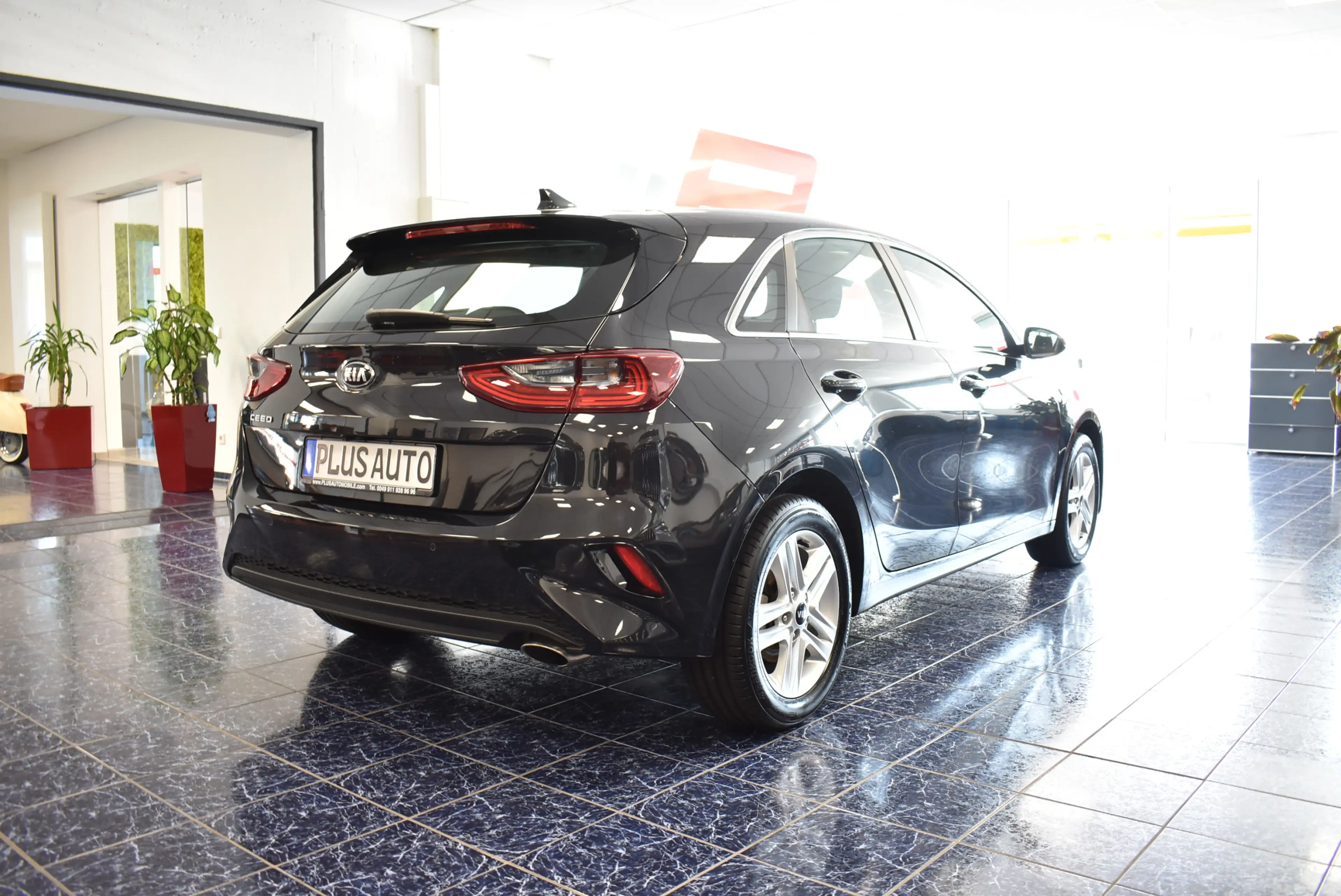 Kia Ceed / cee'd 1.6 CRDI Vision Aut. Navi Kamer Temp Sitzhz — photo 4