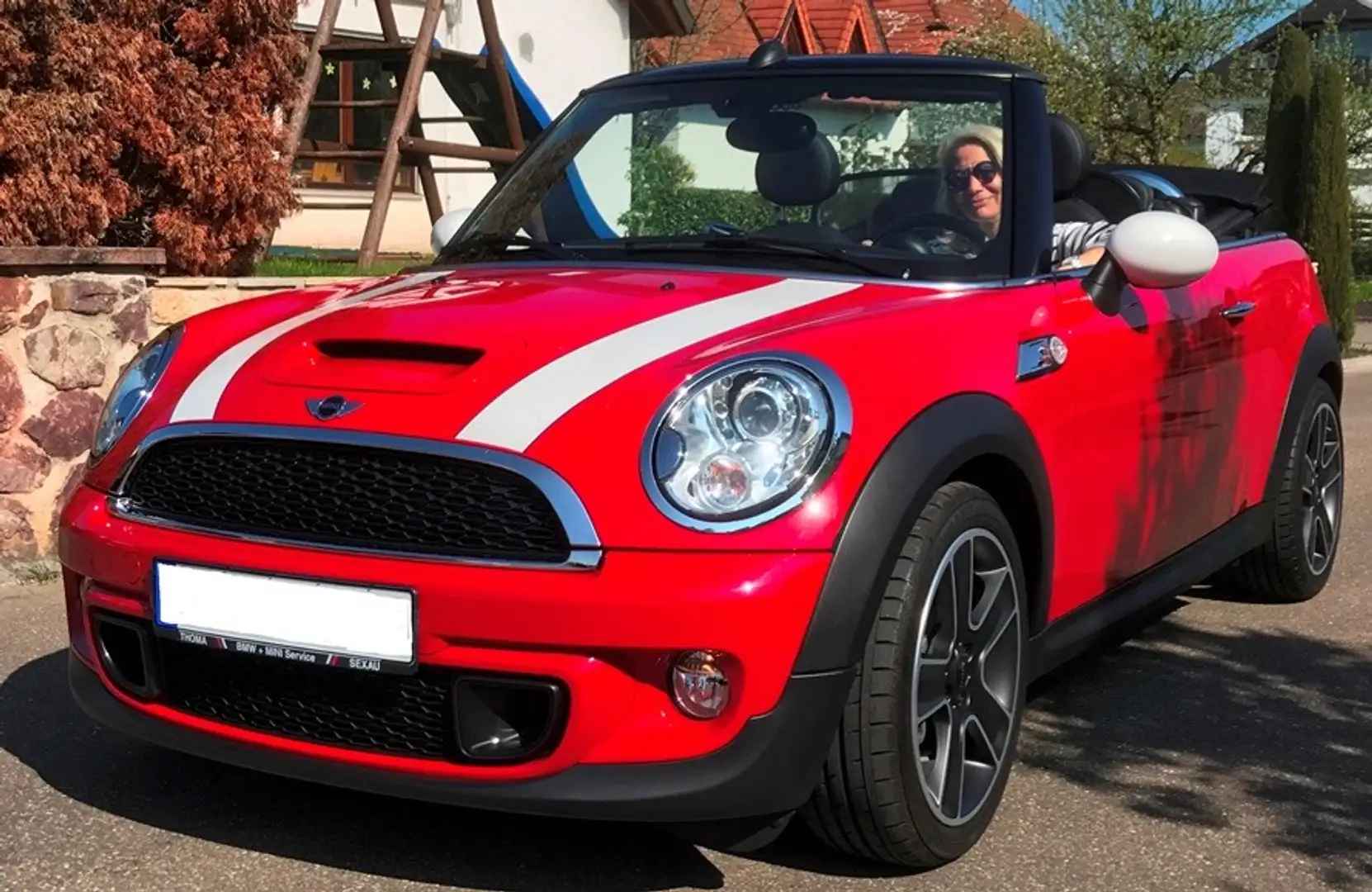 MINI Cooper S Cabrio top Ausstattung und Zustand - chili red Rojo - 1
