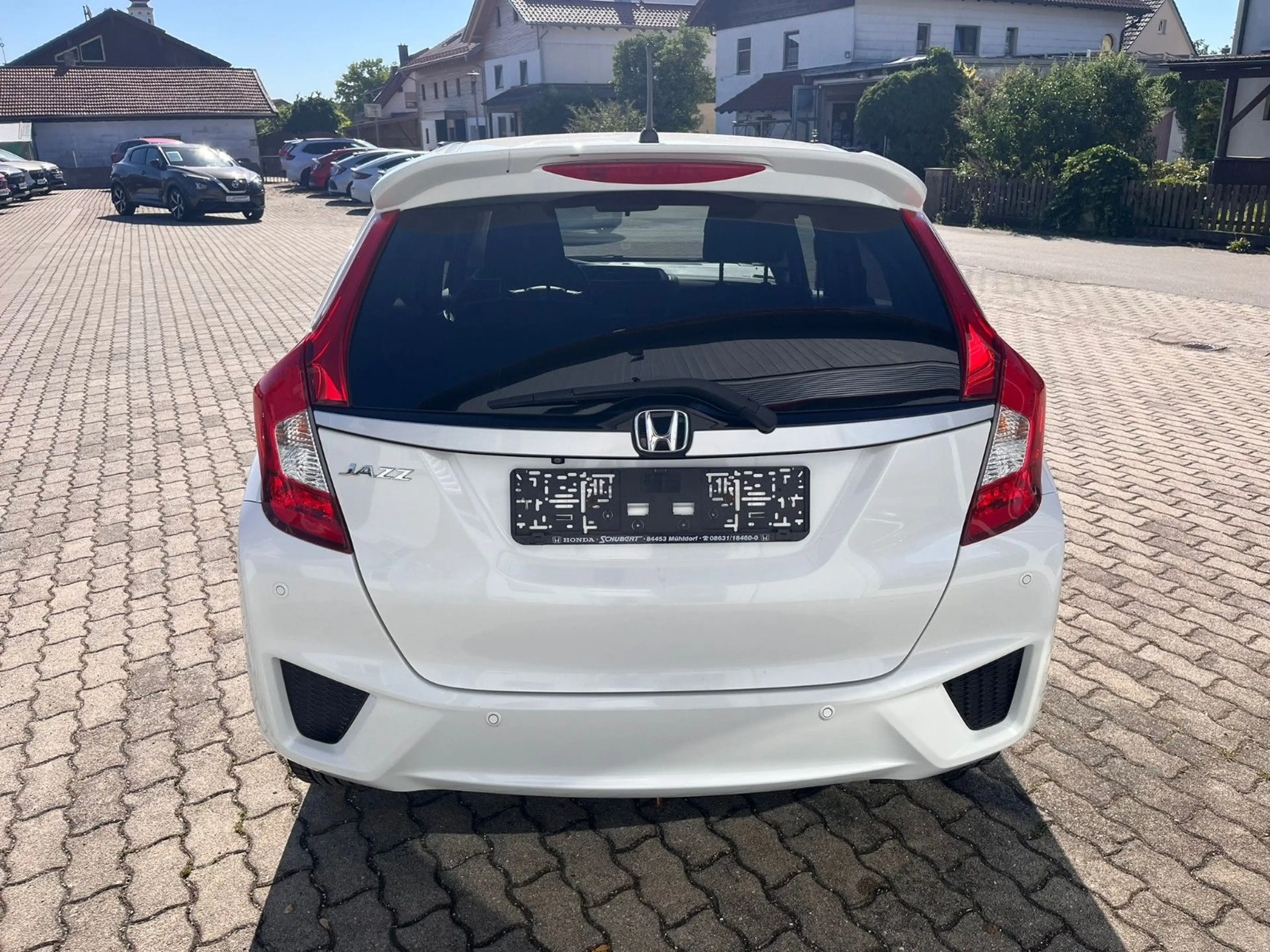 Honda Jazz 1.3 i-VTEC Elegance 1.5 i-Vtec Automatik — photo 3