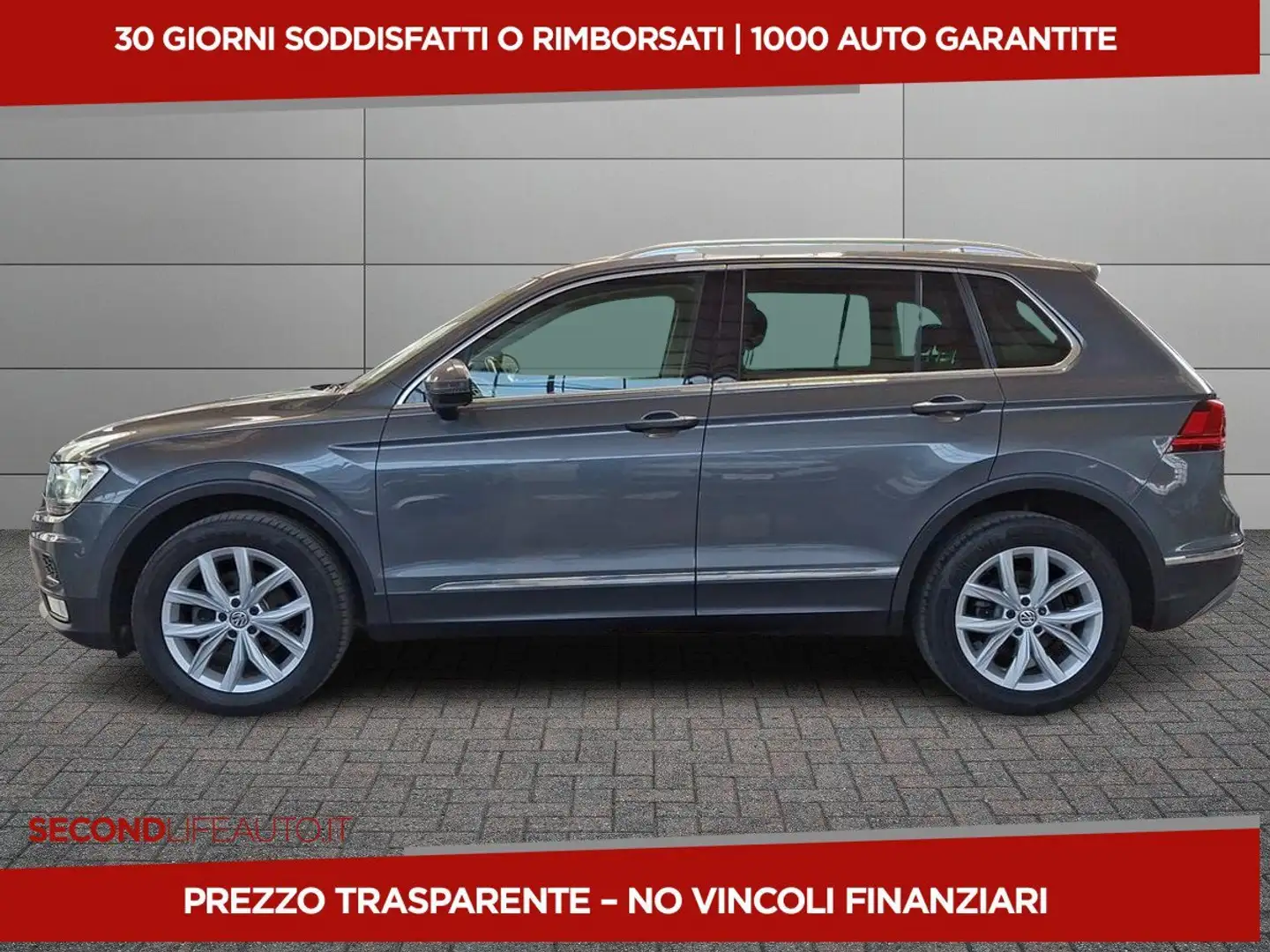 Volkswagen Tiguan 2.0 tdi Executive 4motion 150cv dsg Grau - 2