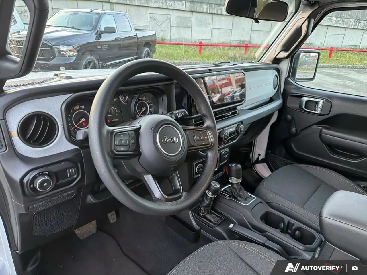 Jeep Wrangler снимка Jeep Wrangler