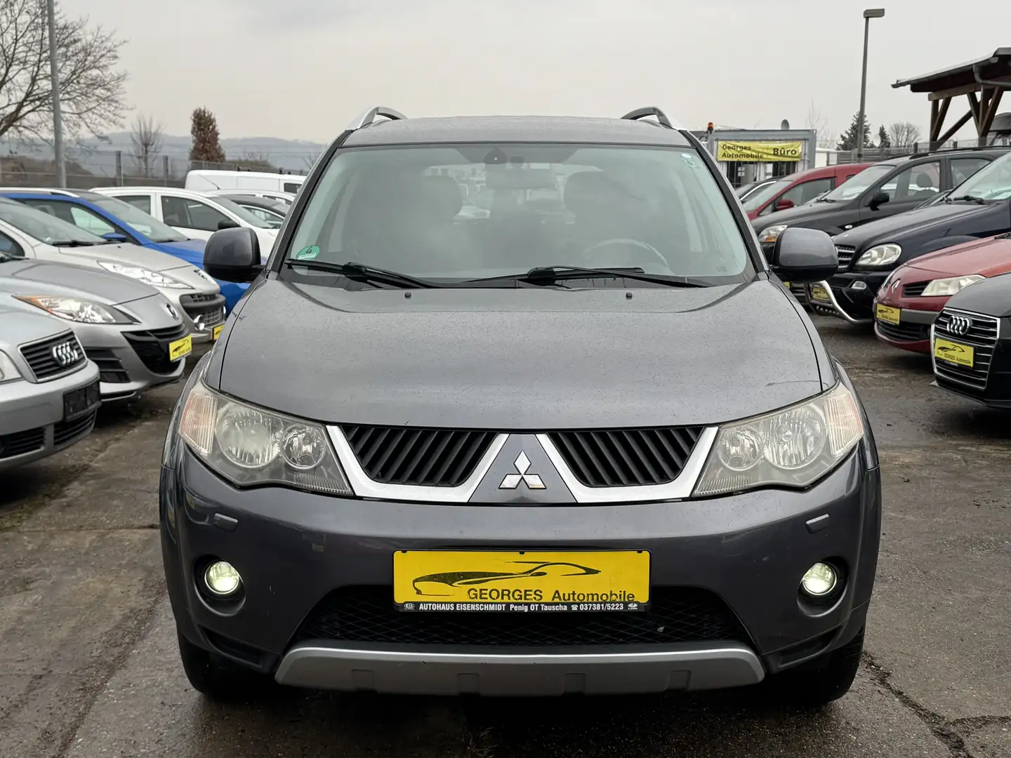 Mitsubishi Outlander Outlander Diesel 2.2 DI-D 4WD Intense Grau - 2