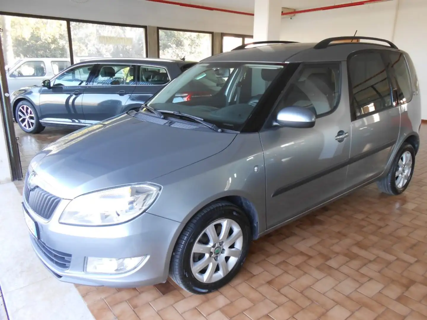 Skoda Roomster 1.6 TDI CR 90CV Active Grigio - 1