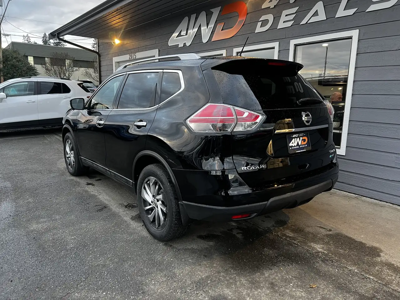 Nissan Rogue снимка Nissan Rogue