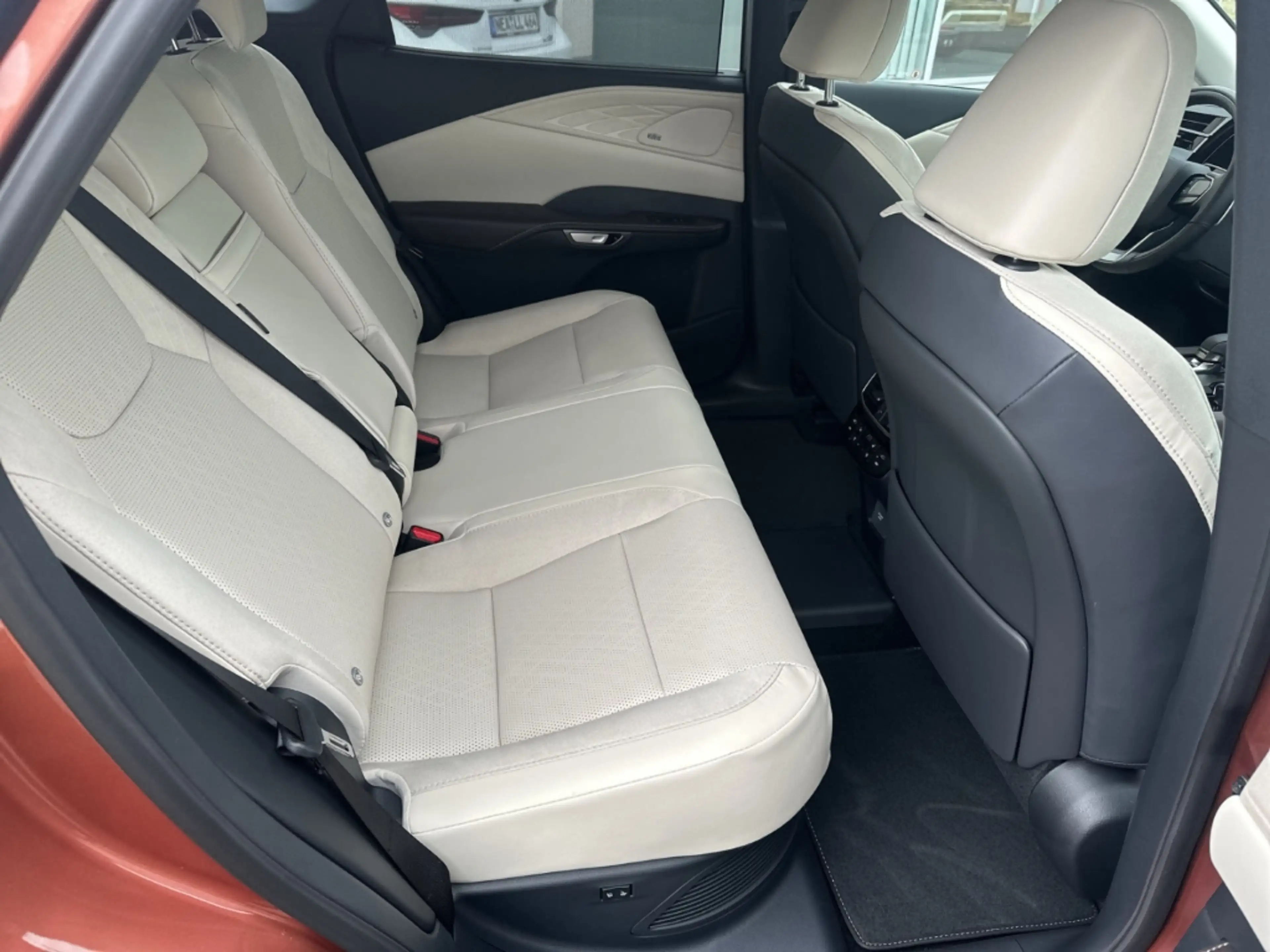 Lexus RX 450h RX450h+ Luxury Line PlugIn AHK-abnehmbar El. Panod — photo 10