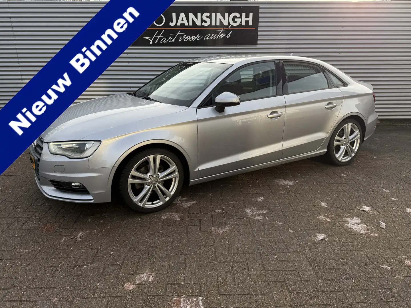 Audi A3 Limousine 1.4 TFSI Ambition Pro Line S met slechts Grau - 1