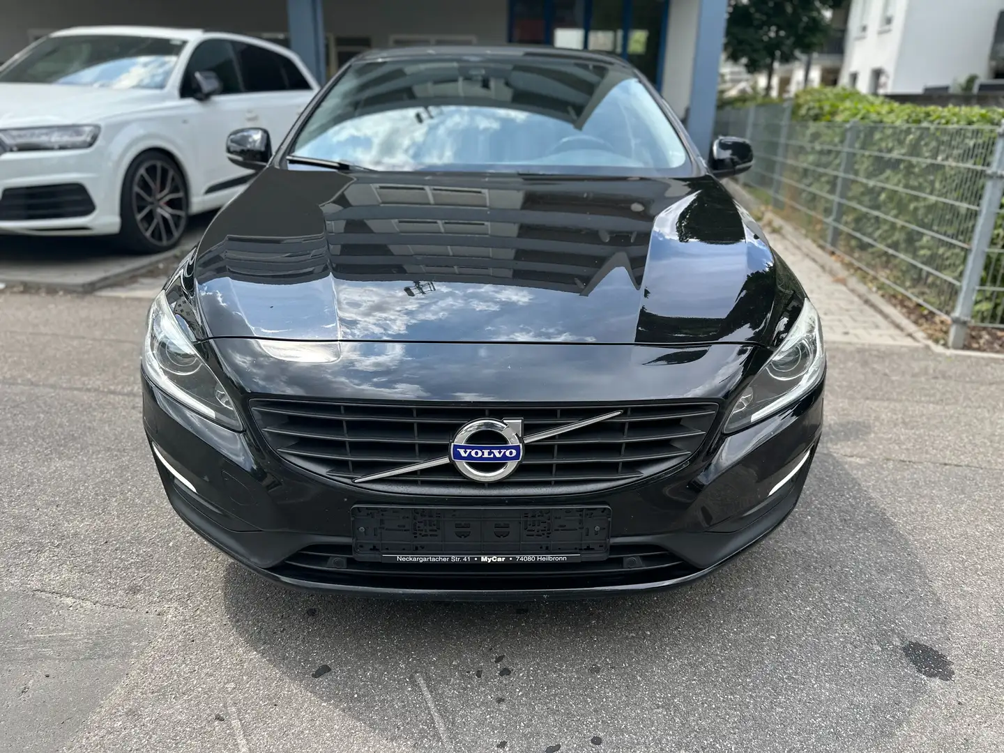 Volvo V60 Linje Business Automatik Navigation Scheckheft Noir - 2