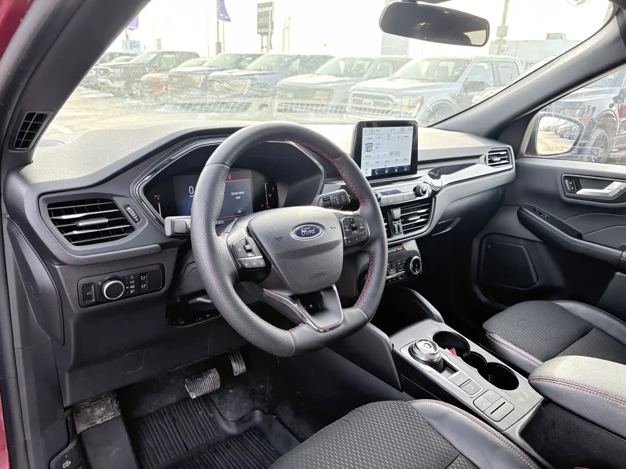 Ford Escape снимка Ford Escape