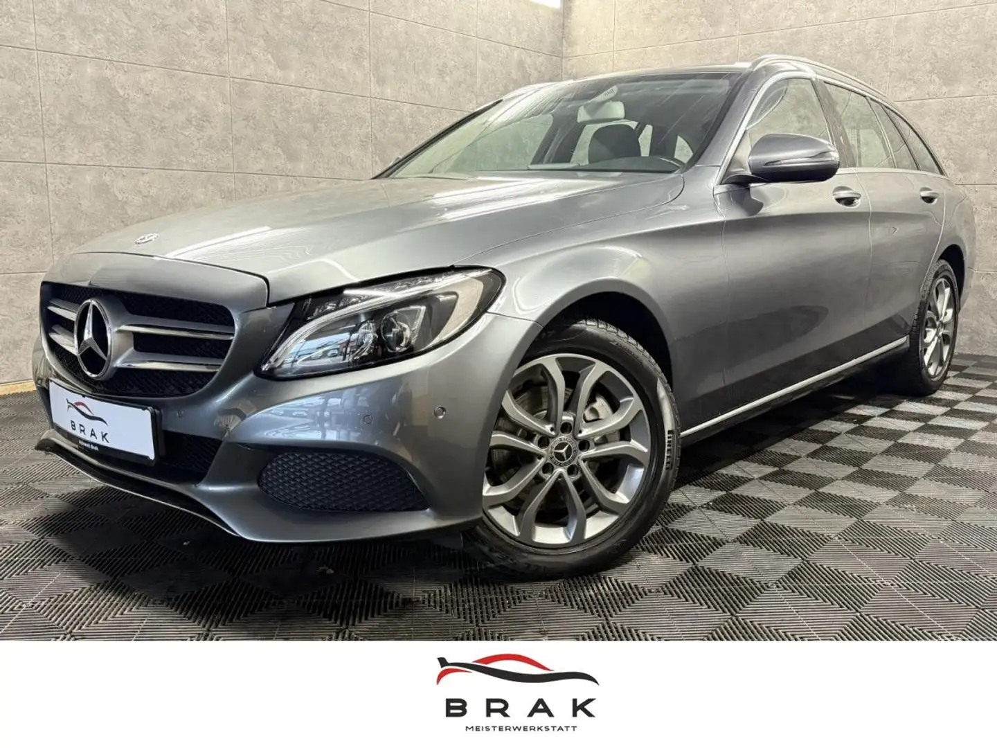 Mercedes-Benz C 220 T d 4Matic Avantgarde Navi*LED*Tempo*PDC* Grau - 1