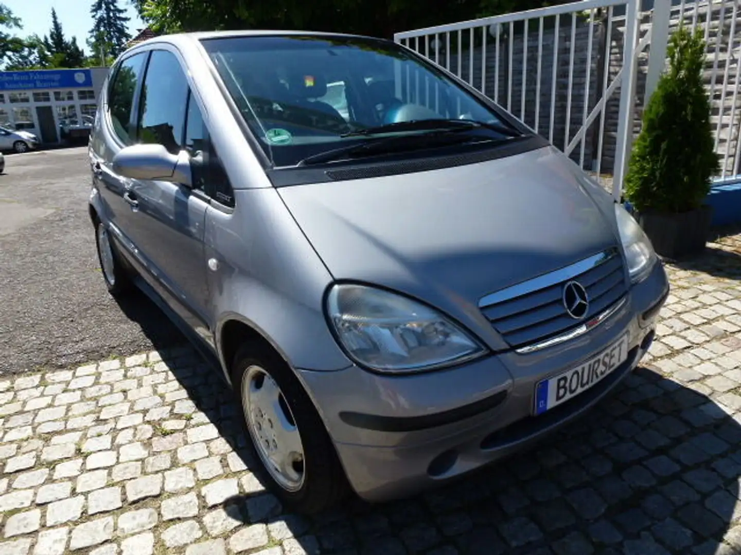 Mercedes-Benz A 160 ELEGANCE Klima-erst 89.000KM-TüV/AU neu! Sitzheiz Silber - 2