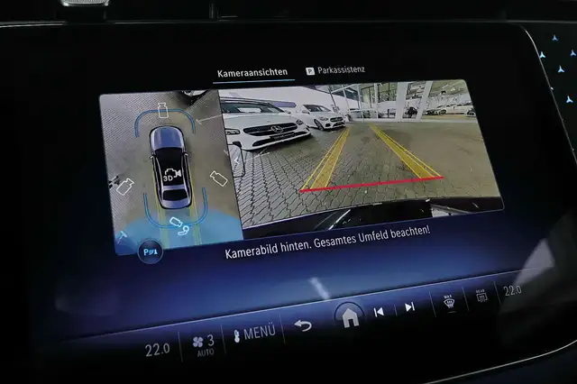 Mercedes-Benz E-Class view 11