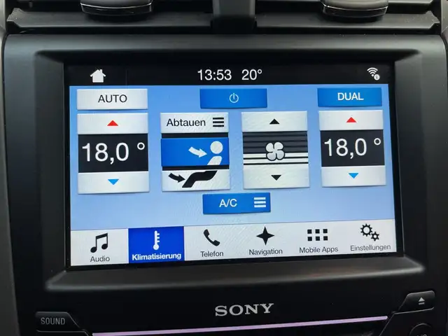 Ford Mondeo view 15