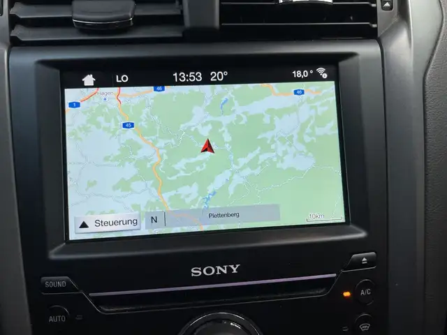 Ford Mondeo view 13