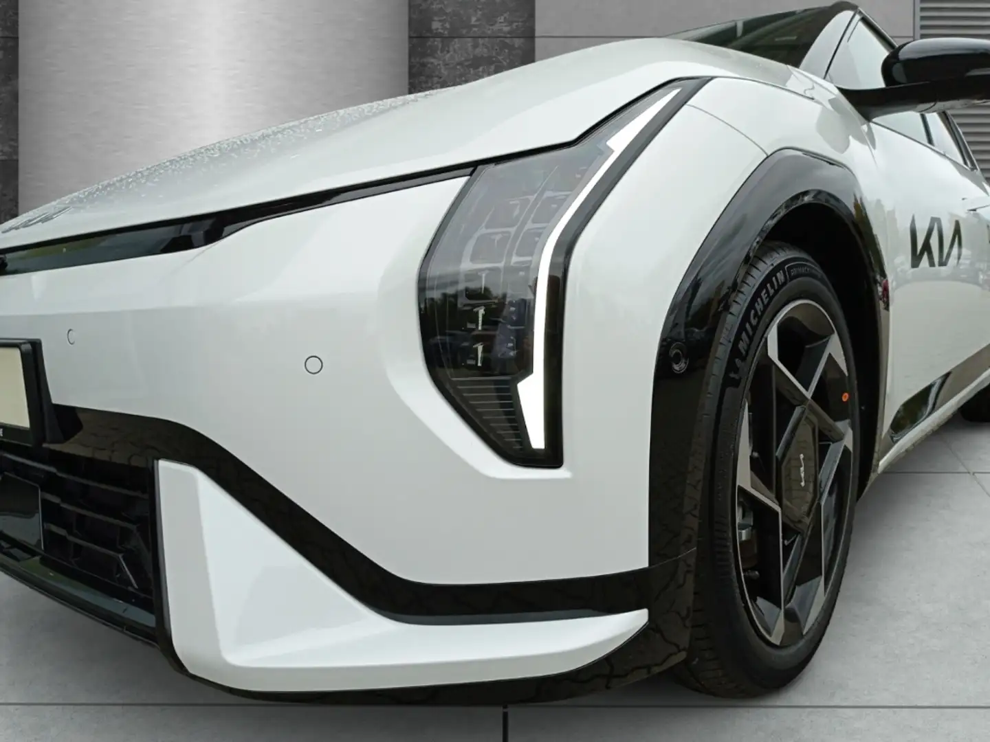 Kia GT-Line 81kWh Comfort Connect DriveWise-Park El. P Weiß - 2