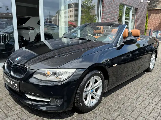 BMW 318 i Cabrio 1.Hand Navi Xenon Leder Memory