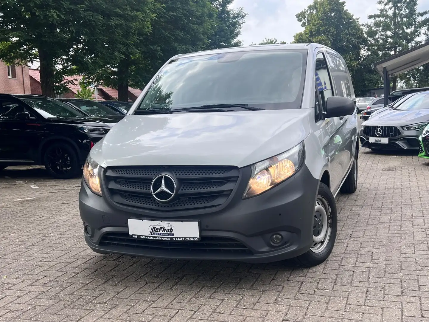 Mercedes-Benz Vito Kasten 116 CDI/BT RWD kompakt Argent - 1