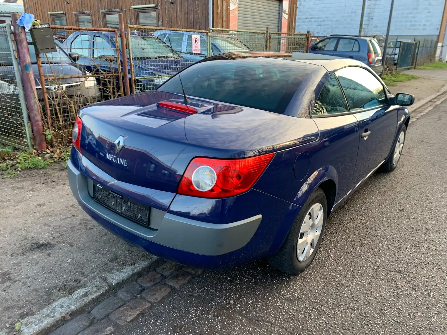 Renault Megane Megane Cabriolet 1.6  TÜV Blau - 2