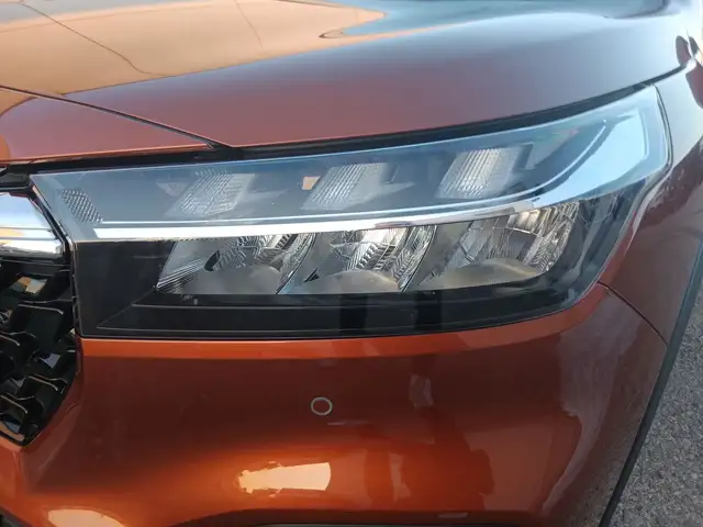 Suzuki S-Cross view 7