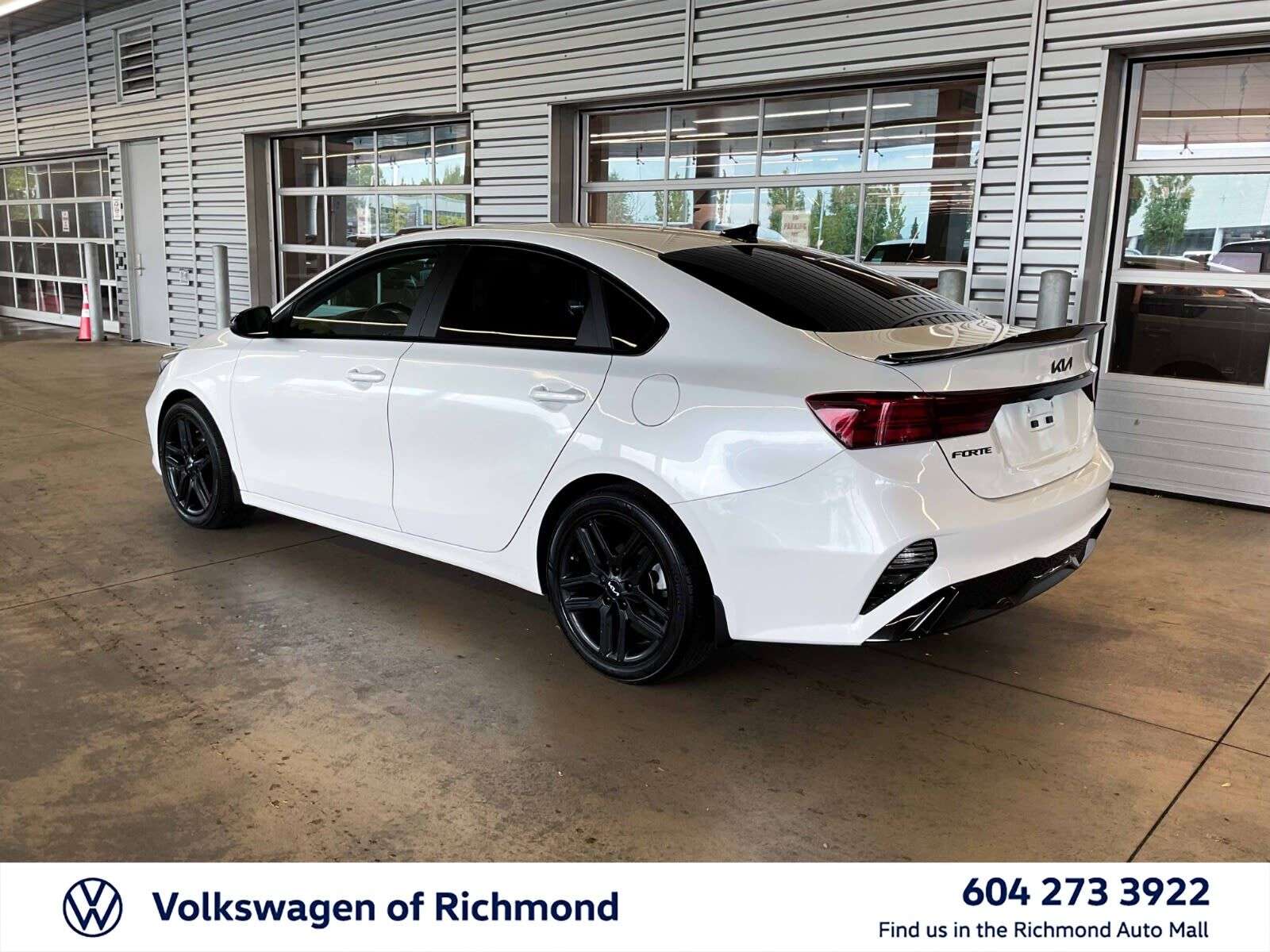 2023 Kia Forte EX | Sunroof | Bluetooth | Heated seats | Heated s — снимка 1