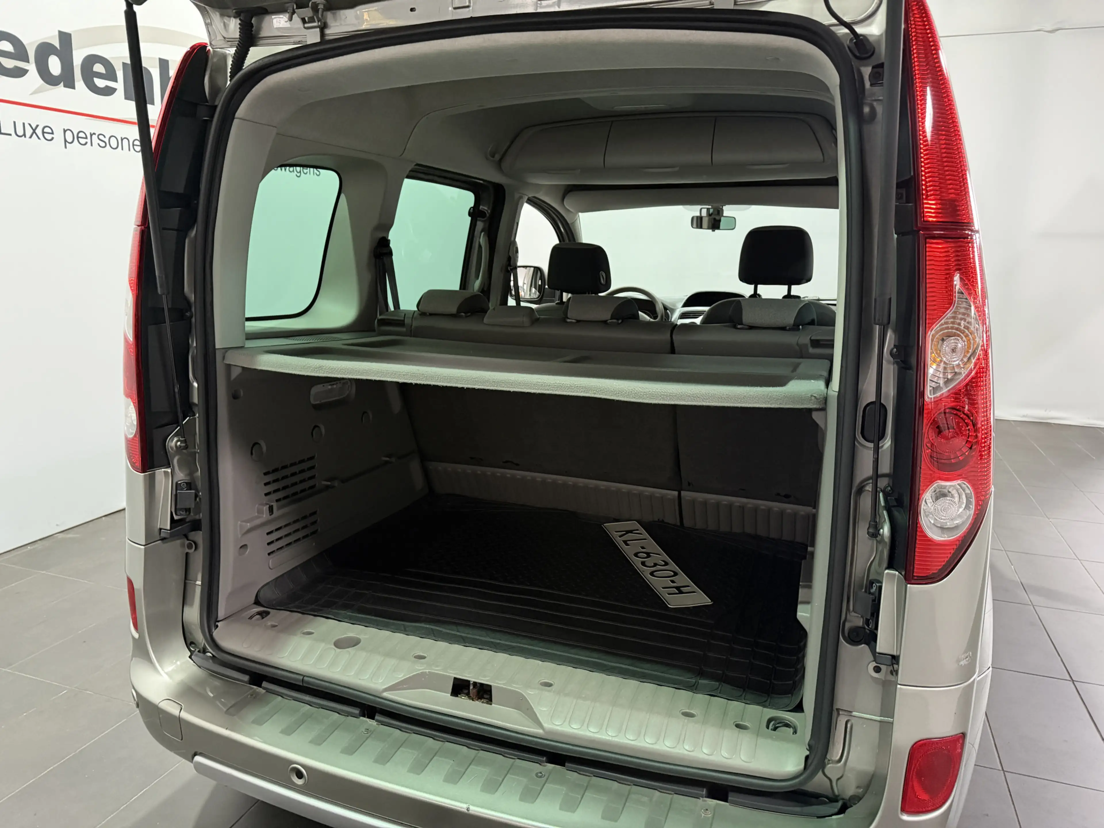 Renault Kangoo Family 1.6-16V Privilège - Automaat - 5 pers. — photo 22