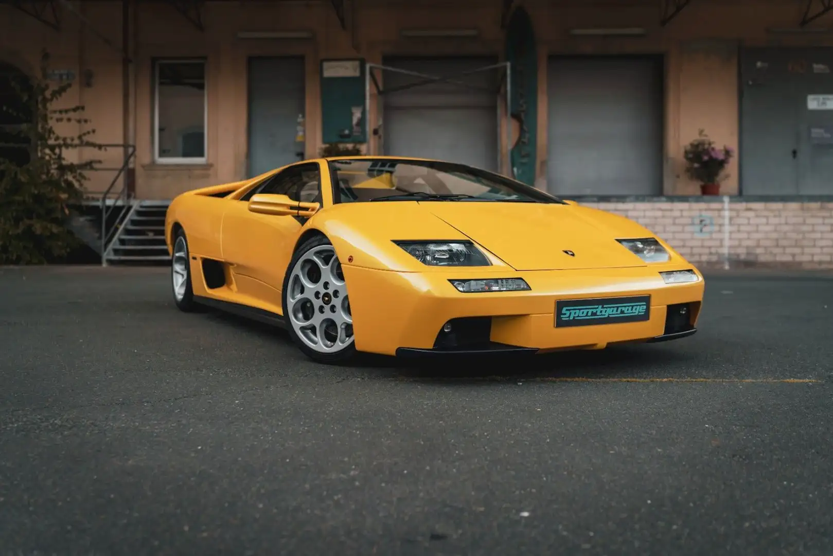 Lamborghini Diablo 6.0 VT *First 6.0 Ever Made*Press Car*1 Owner* Geel - 1