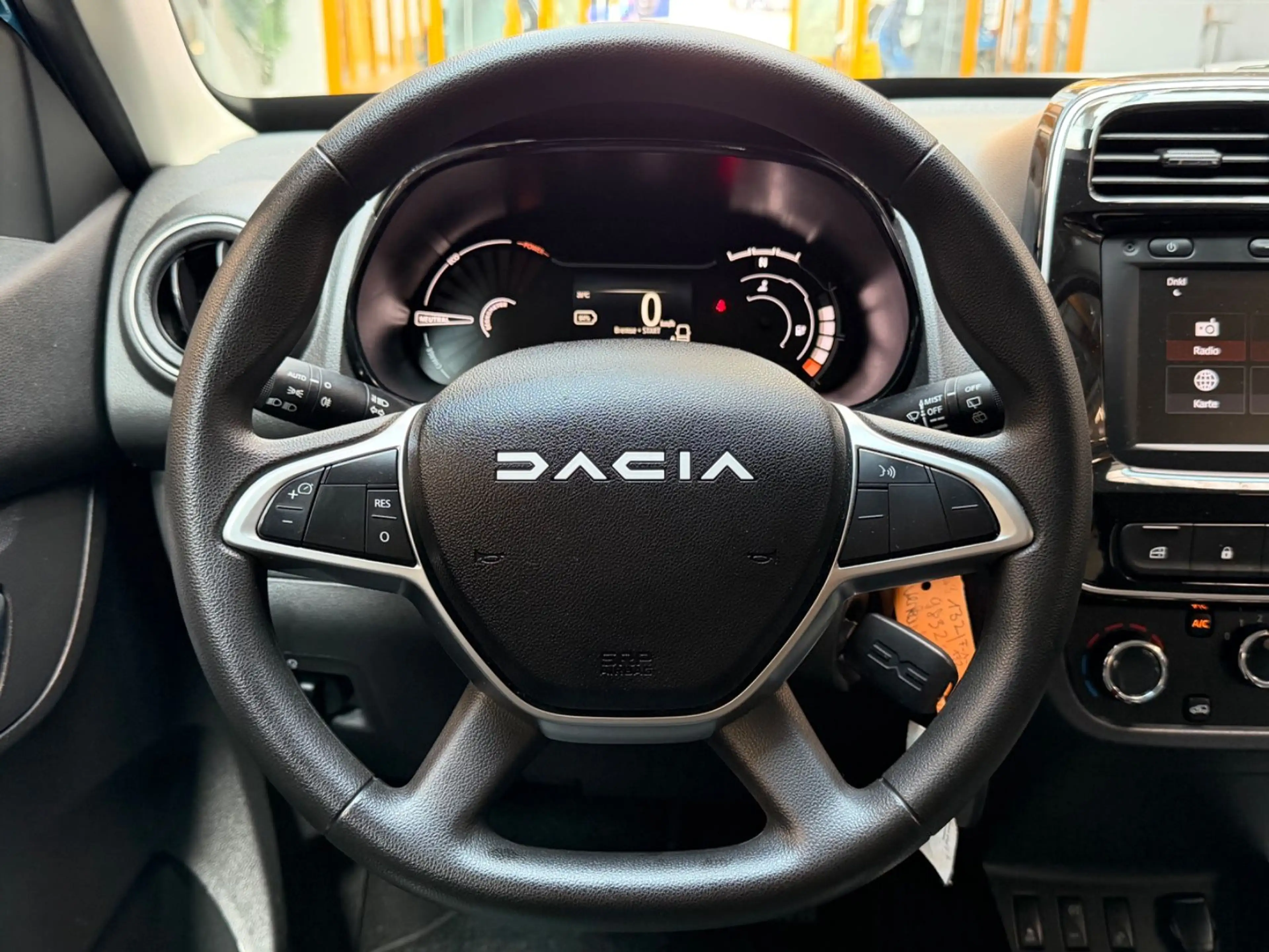 Dacia Spring Electric Essential|1.Hand|CarPlay|Kamera — photo 12