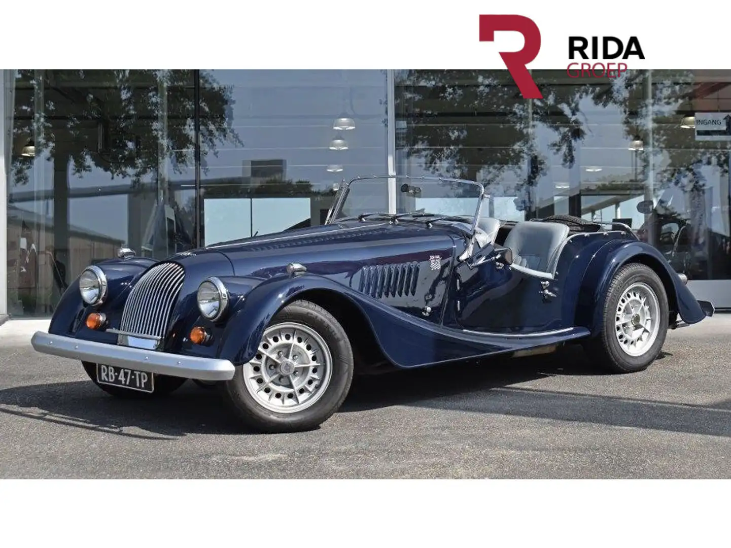 Morgan Plus 8 injection 3.5i V8 alloy body Blau - 1