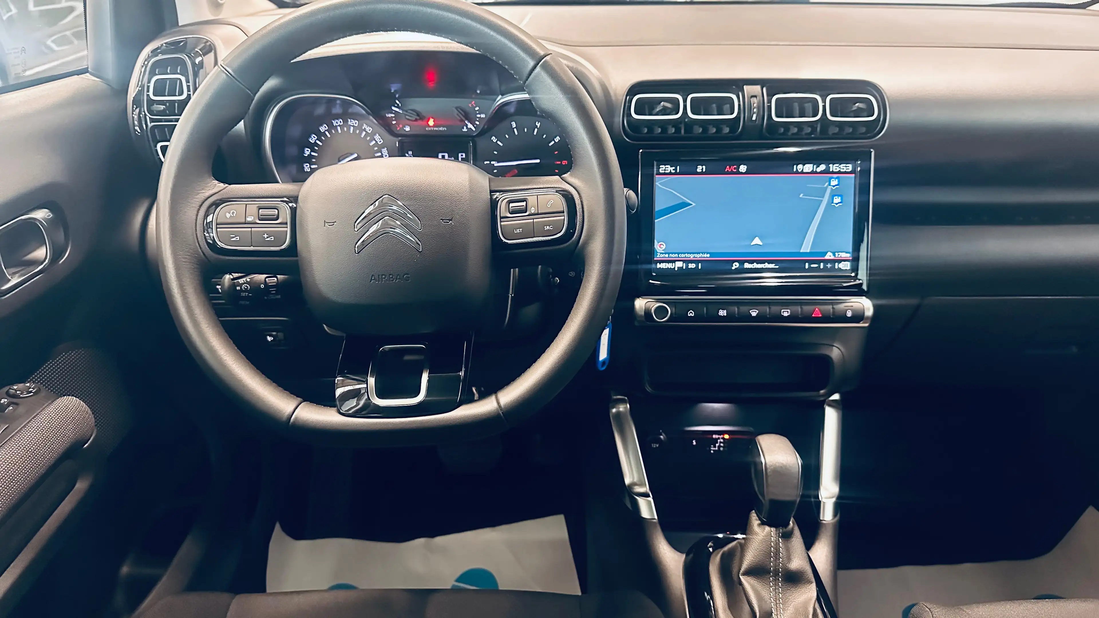 Citroen C3 Aircross 1.2 *15.900KM* BOITE AUTO NAVI CLIM CARPLAY BLUETOOTH LIM — photo 8
